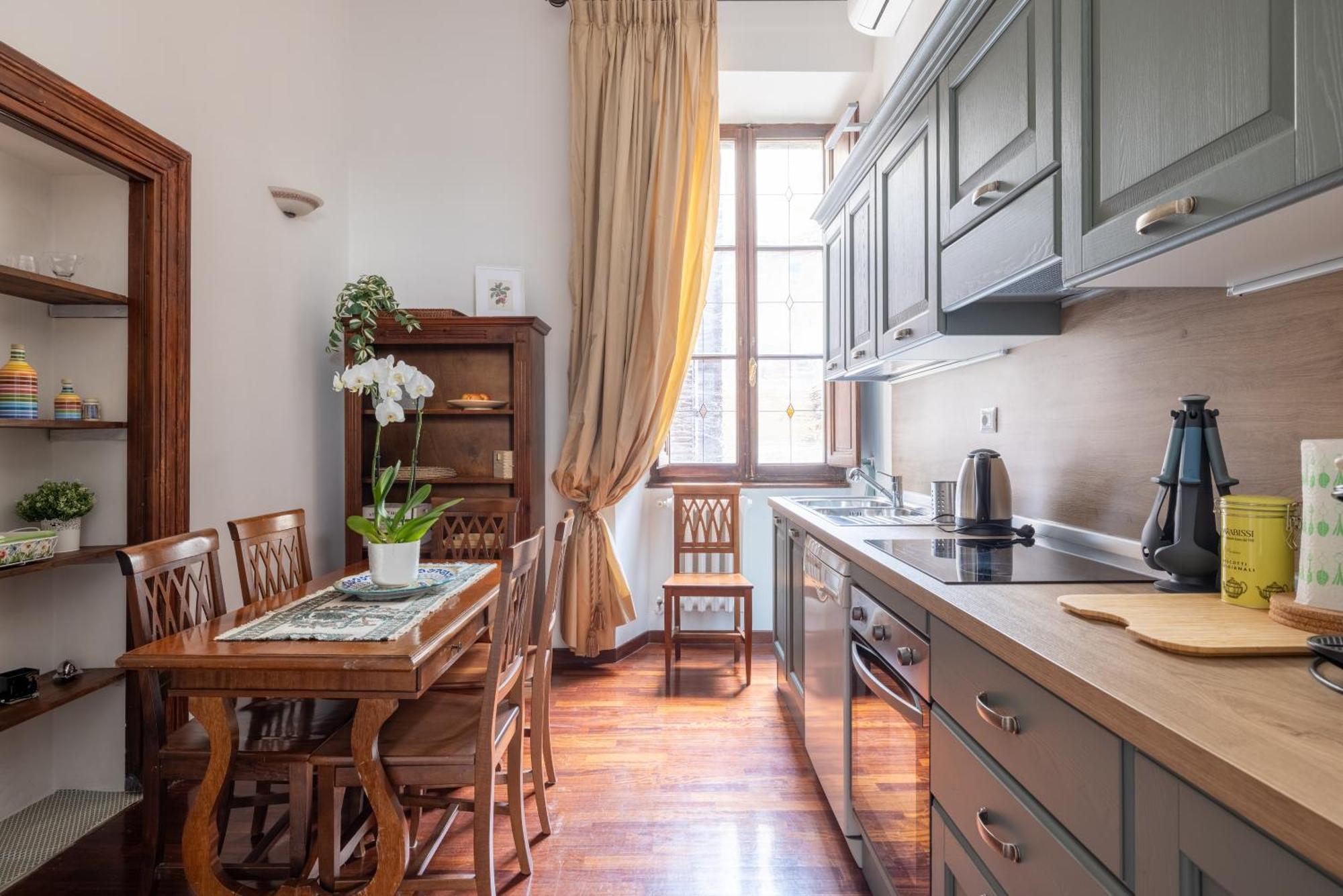 Luxury Apartment In The Heart Of Rome - Near Metro A And B Ngoại thất bức ảnh