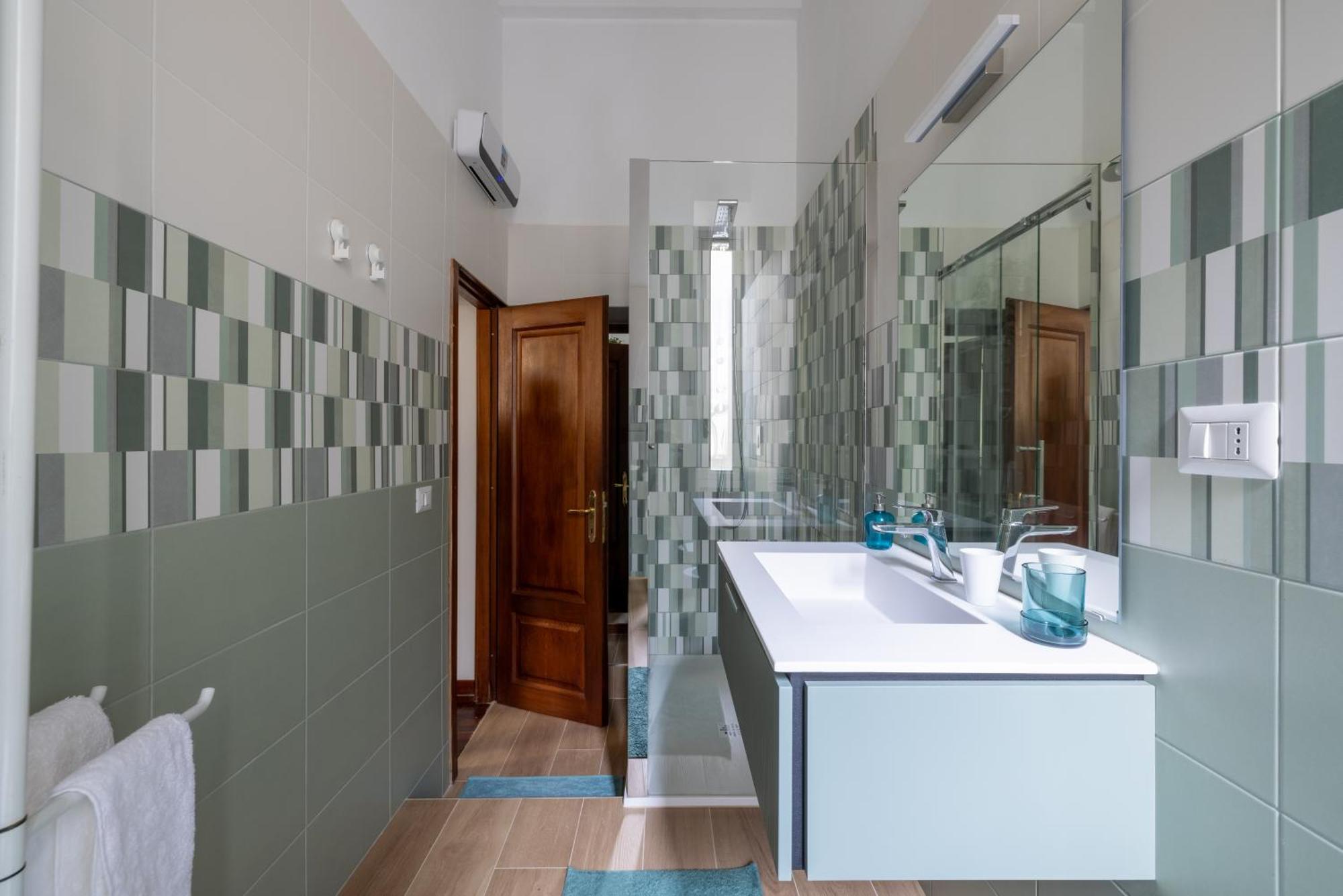 Luxury Apartment In The Heart Of Rome - Near Metro A And B Ngoại thất bức ảnh